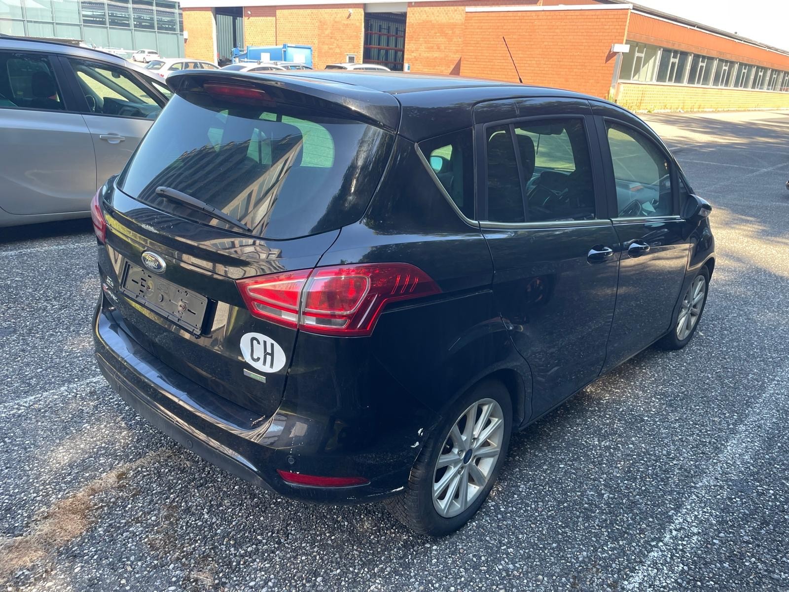 FORD B-Max 1.0 SCTi Titanium-image-2