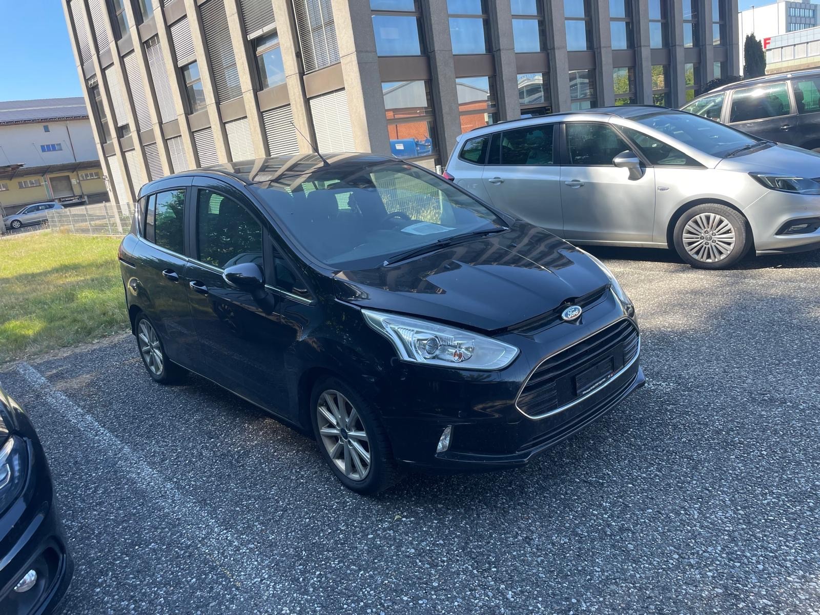 FORD B-Max 1.0 SCTi Titanium-image-5