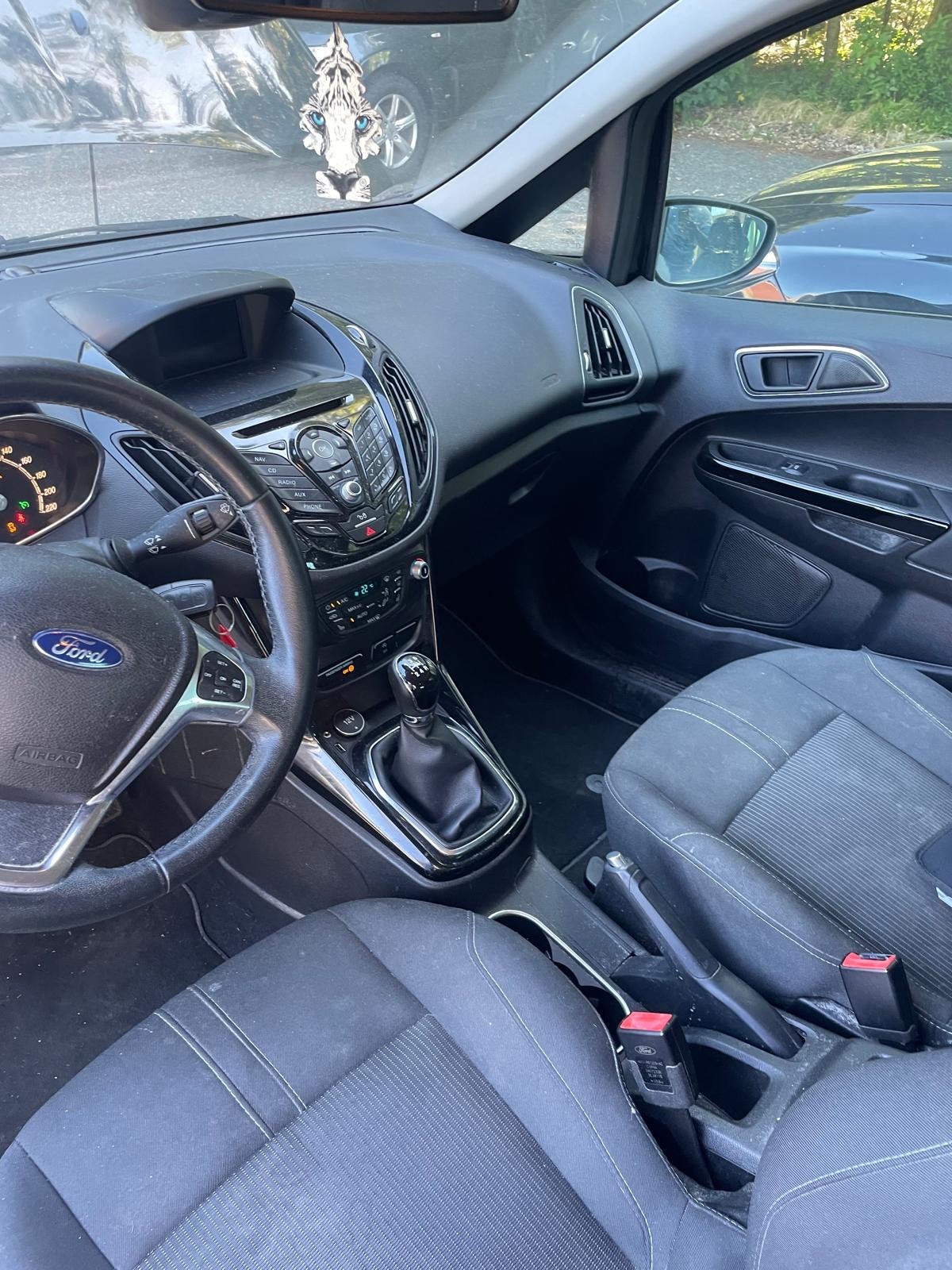 FORD B-Max 1.0 SCTi Titanium-image-10