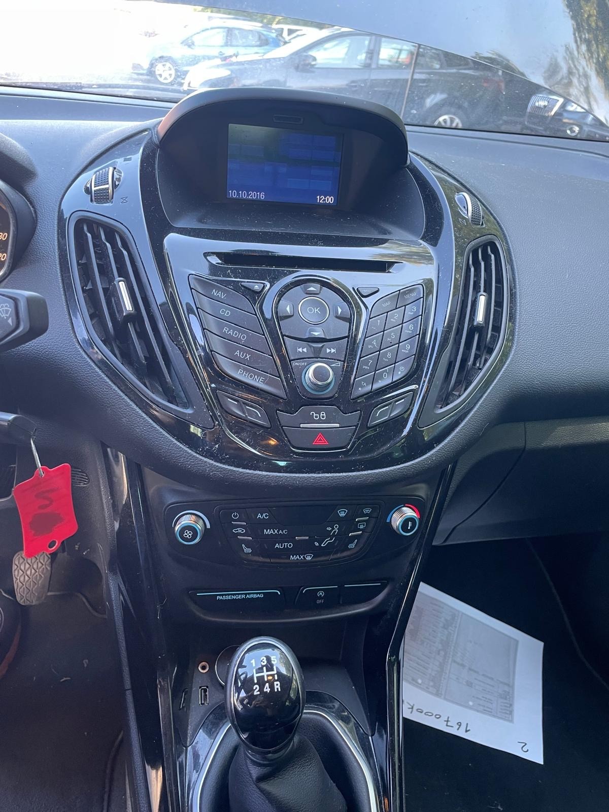 FORD B-Max 1.0 SCTi Titanium-image-13