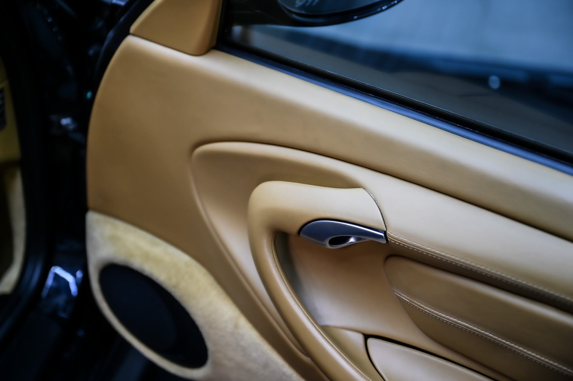 PORSCHE 911 Carrera 4S-image-29