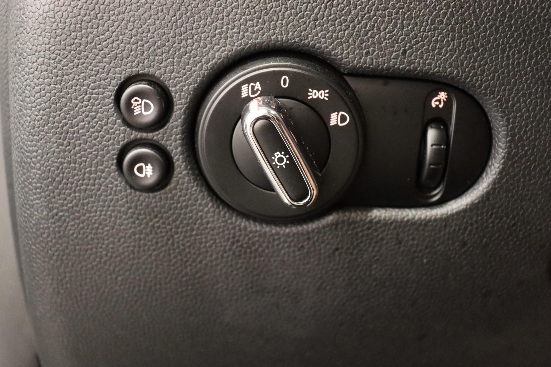 MINI F56 2.0i John Cooper Works-image-19