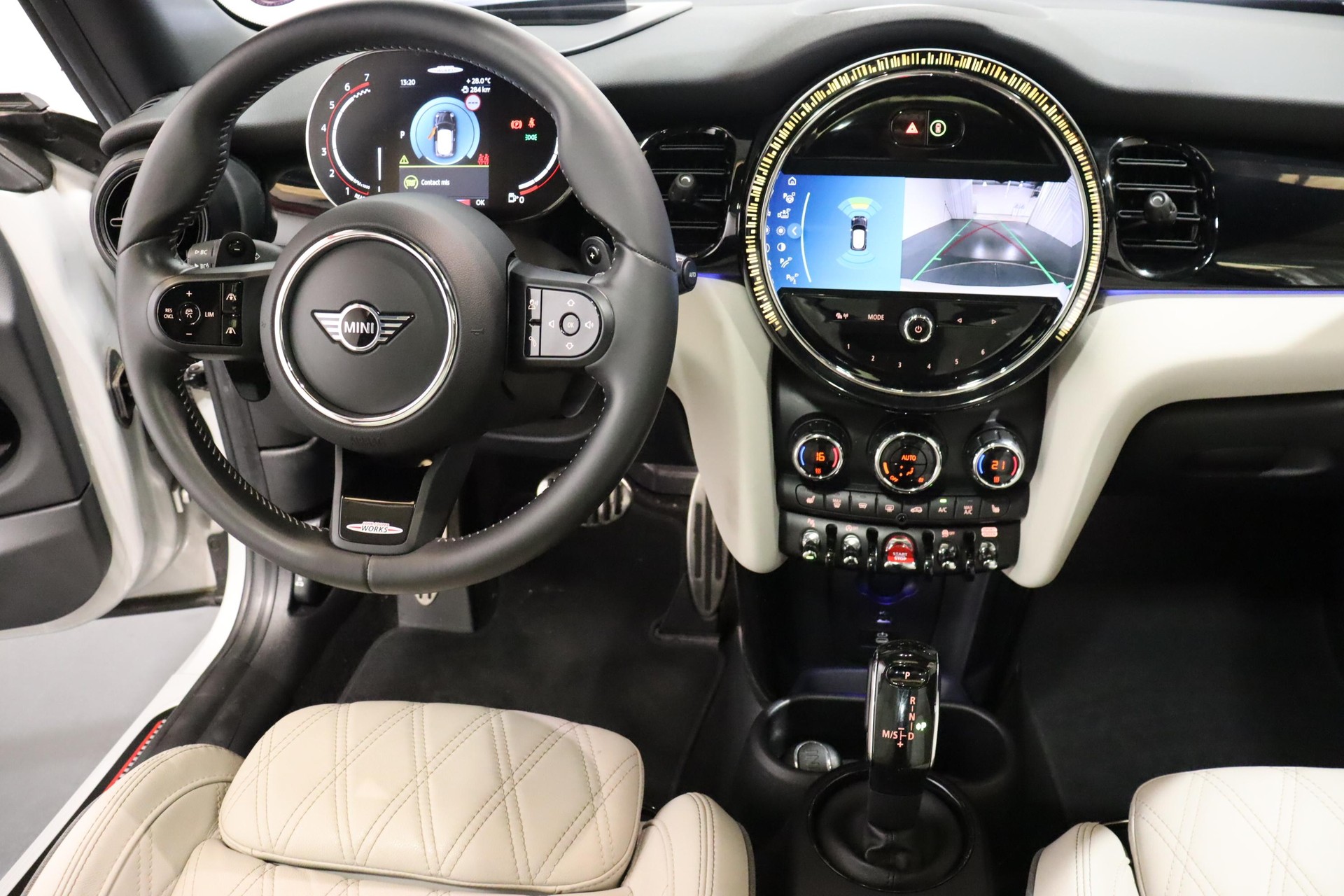MINI F56 2.0i John Cooper Works-image-14