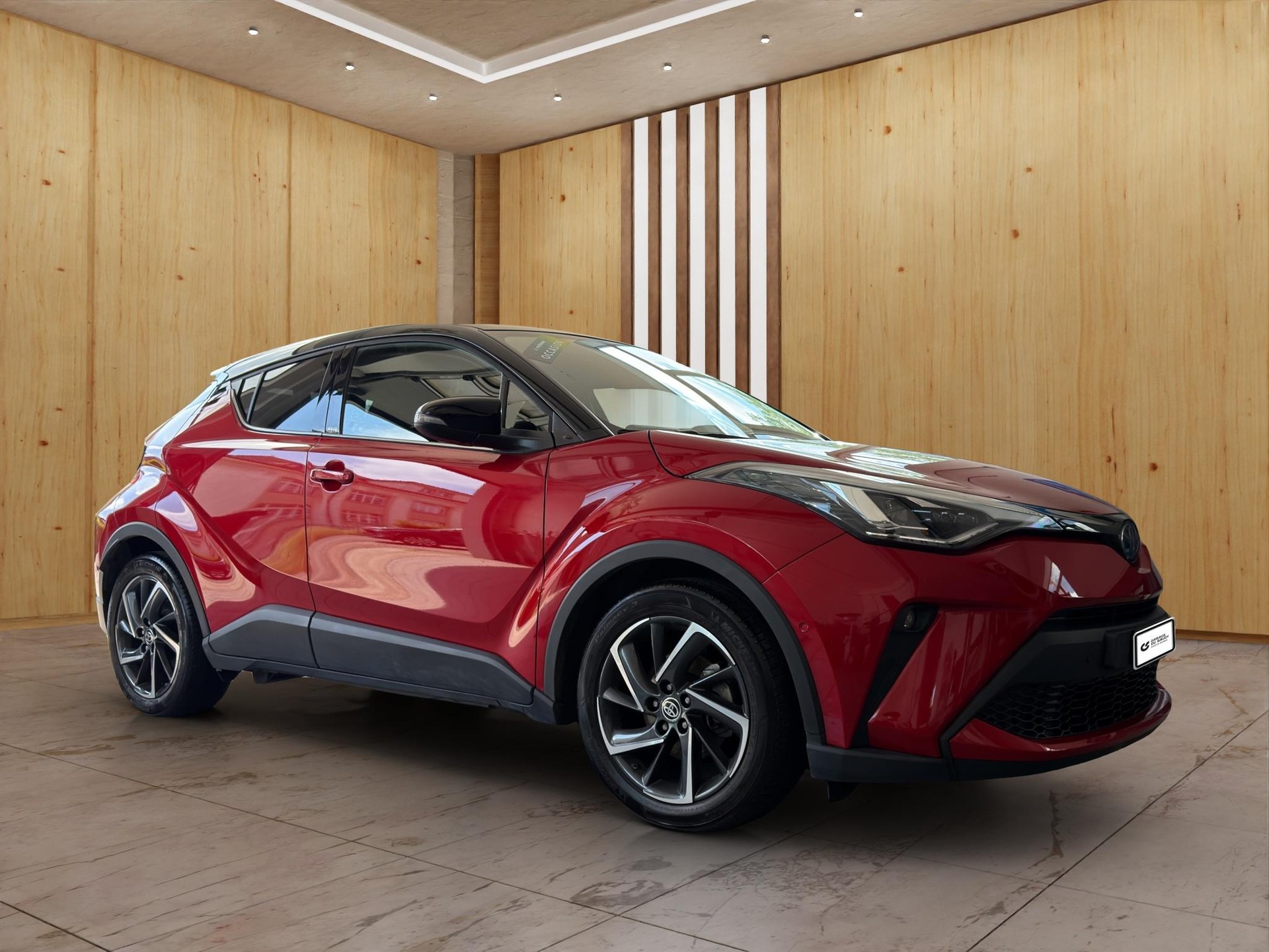TOYOTA C-HR 2.0 VVTi HSD Move-image-5