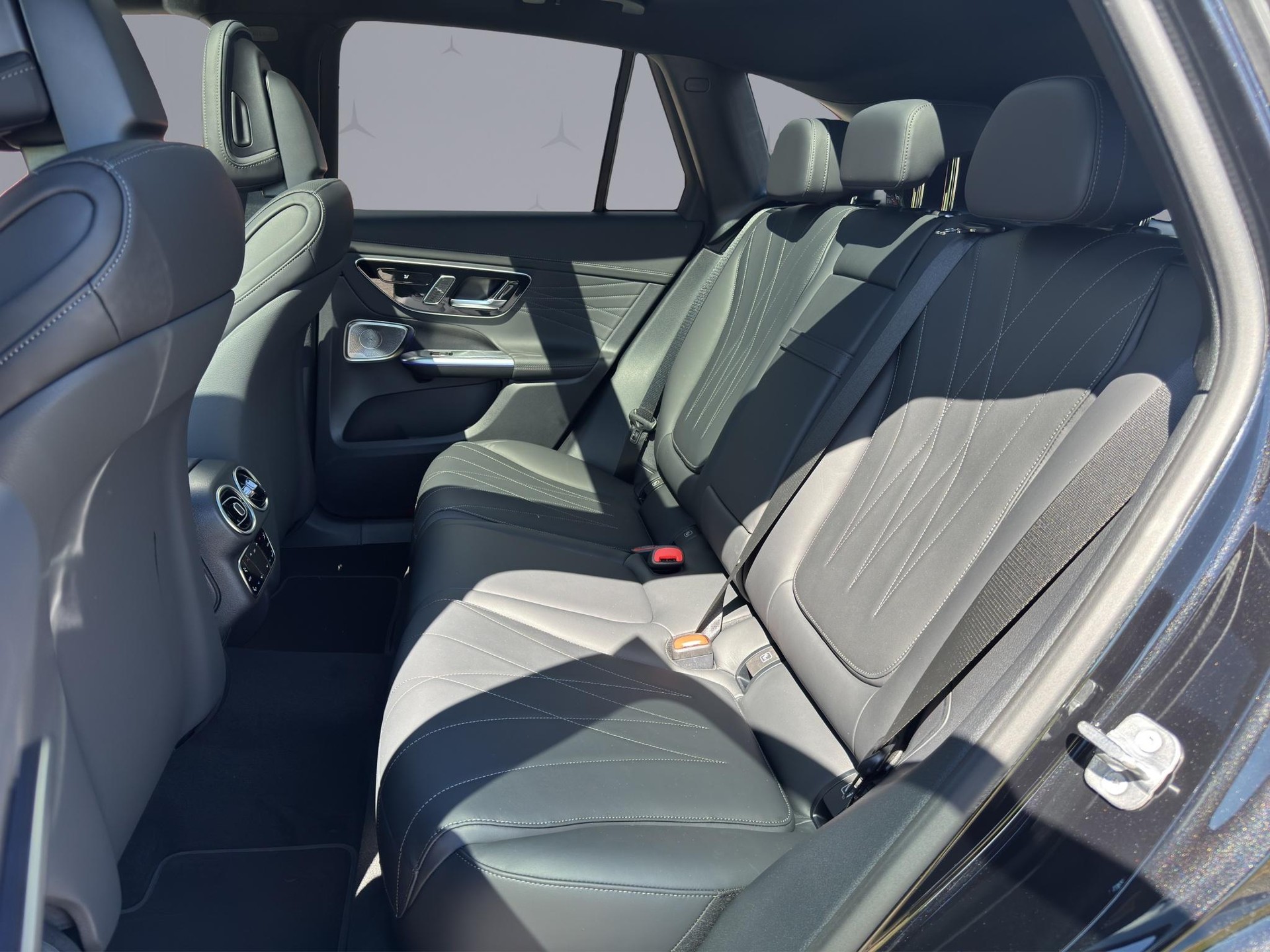 MERCEDES-BENZ GLC 53 AMG 4matic+-image-13