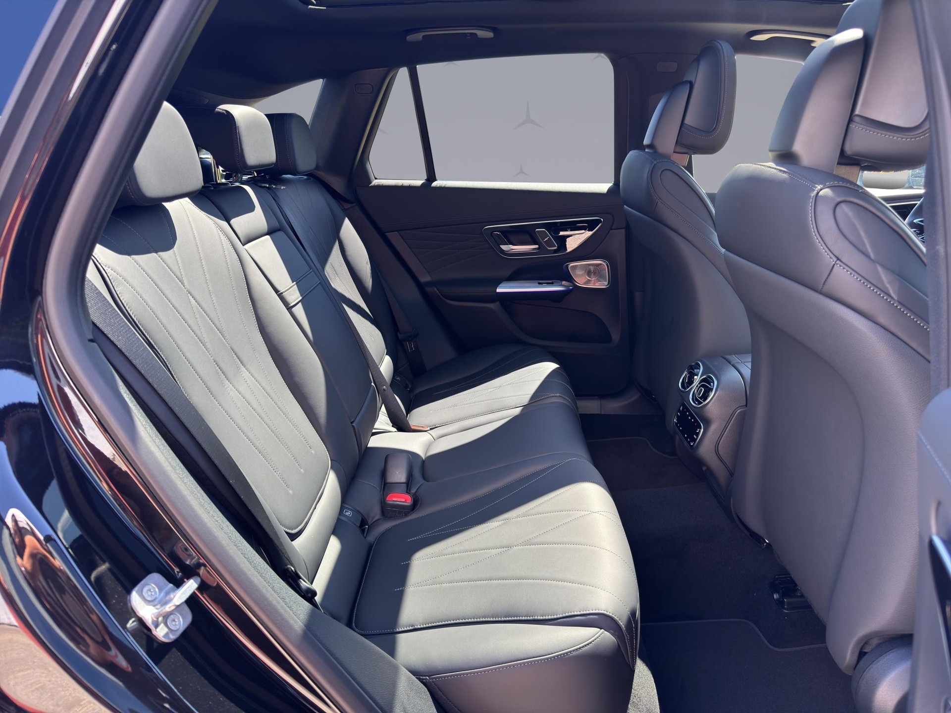 MERCEDES-BENZ GLC 53 AMG 4matic+-image-18