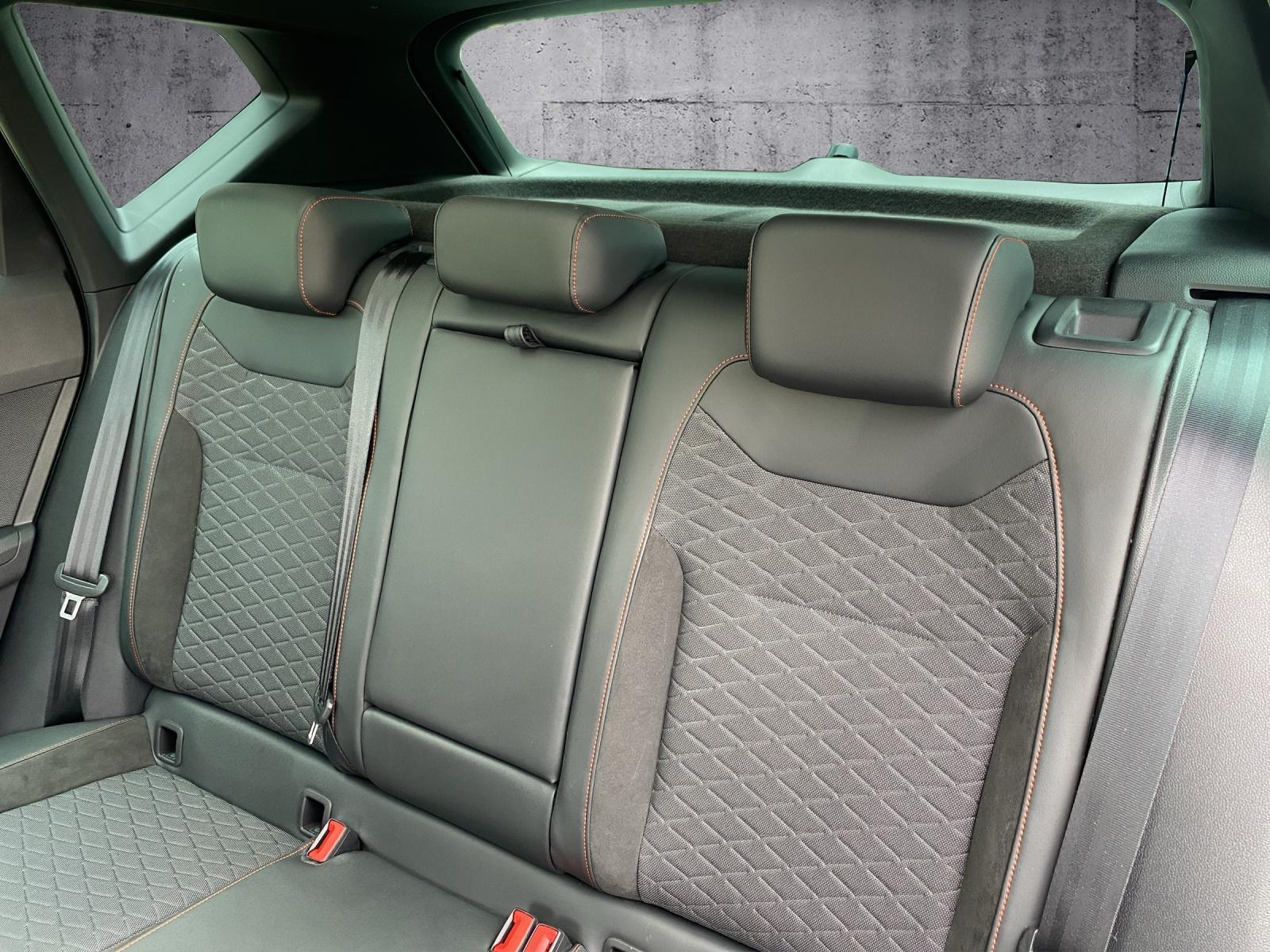 SEAT Ateca 2.0 TSI Hola FR 4Drive DSG-image-7