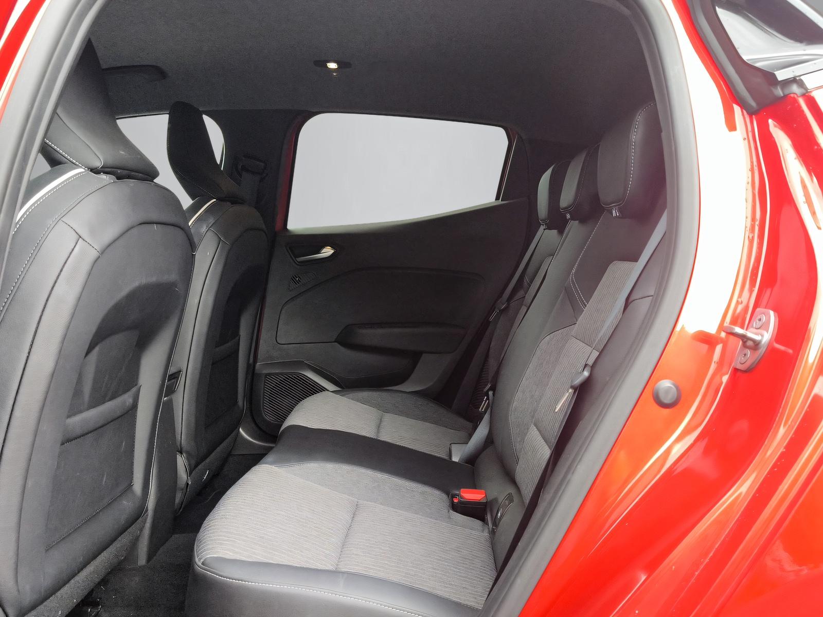 MITSUBISHI Colt 1.6 HEV Instyle-image-8
