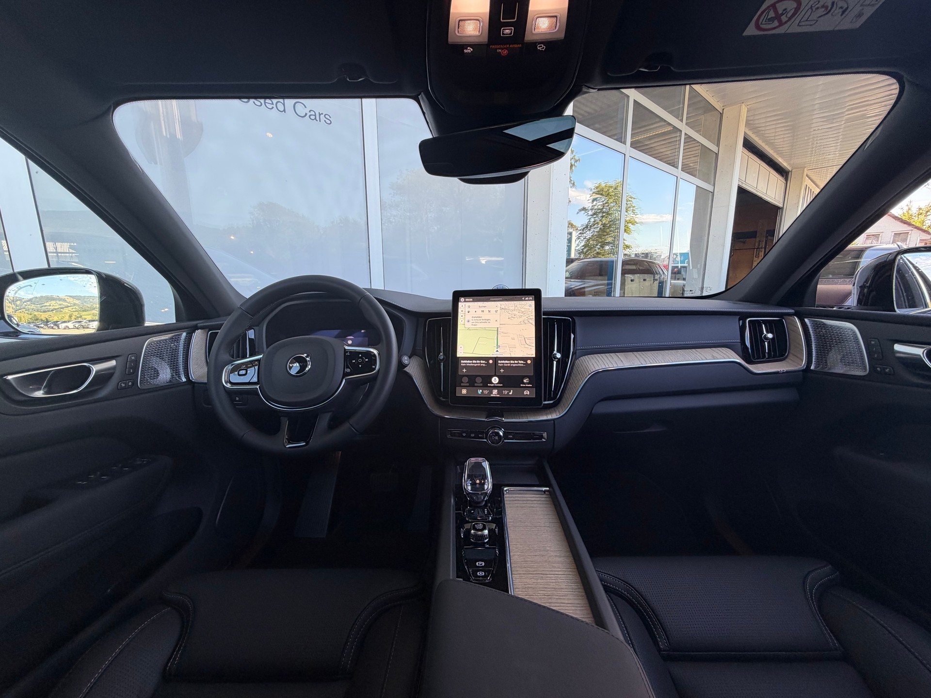 VOLVO XC60 T8 eAWD Ultra Dark Geartronic-image-9