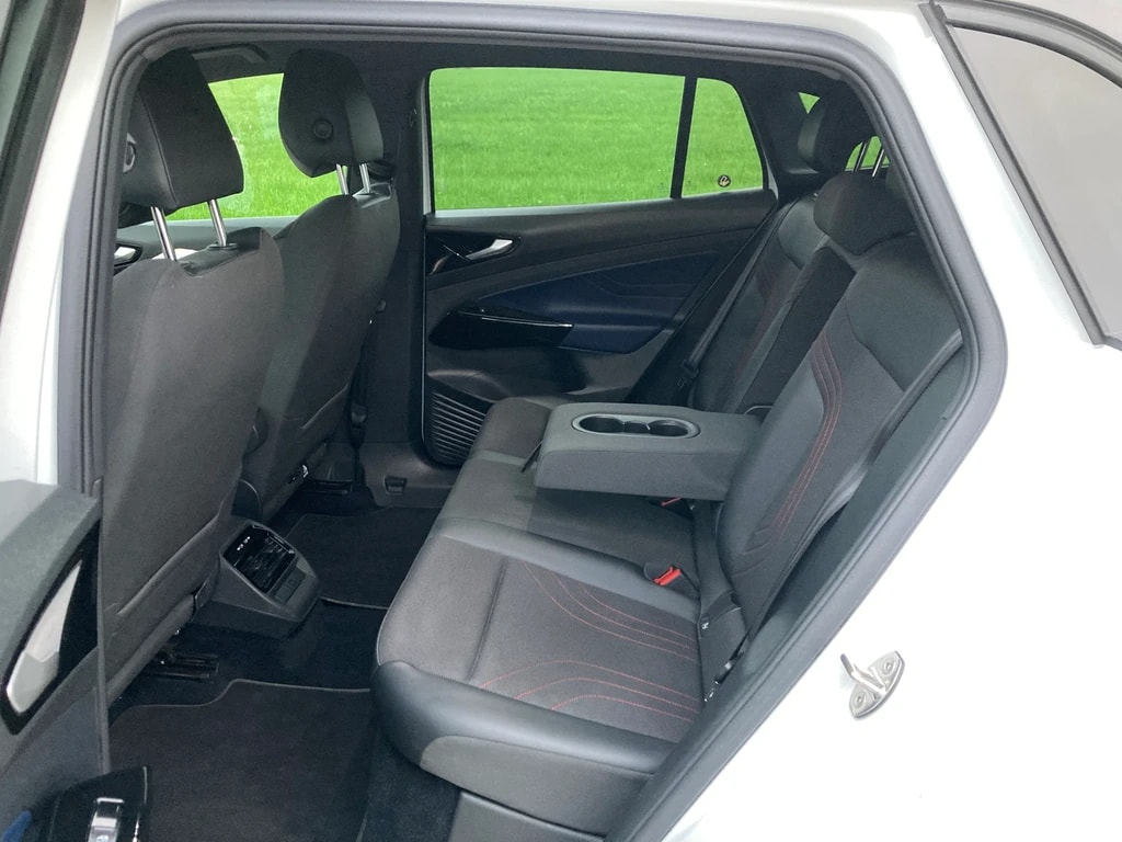 VW ID.4 GTX 77 kWh 4Motion mit Anhängerkupplung-image-7