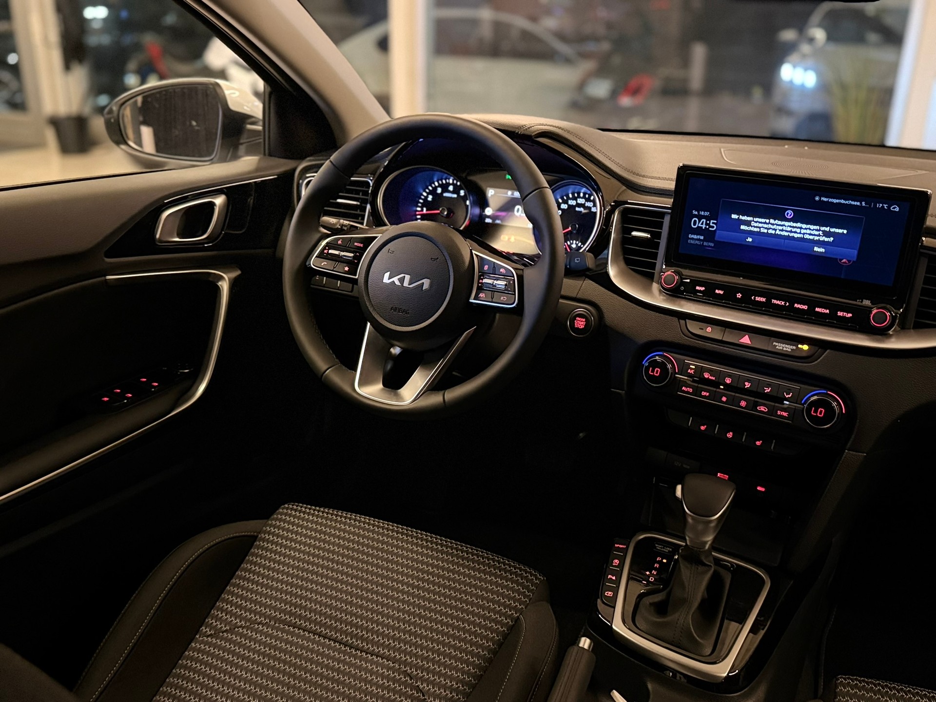 KIA Ceed 1.5 T-GDi Power DCT-image-10