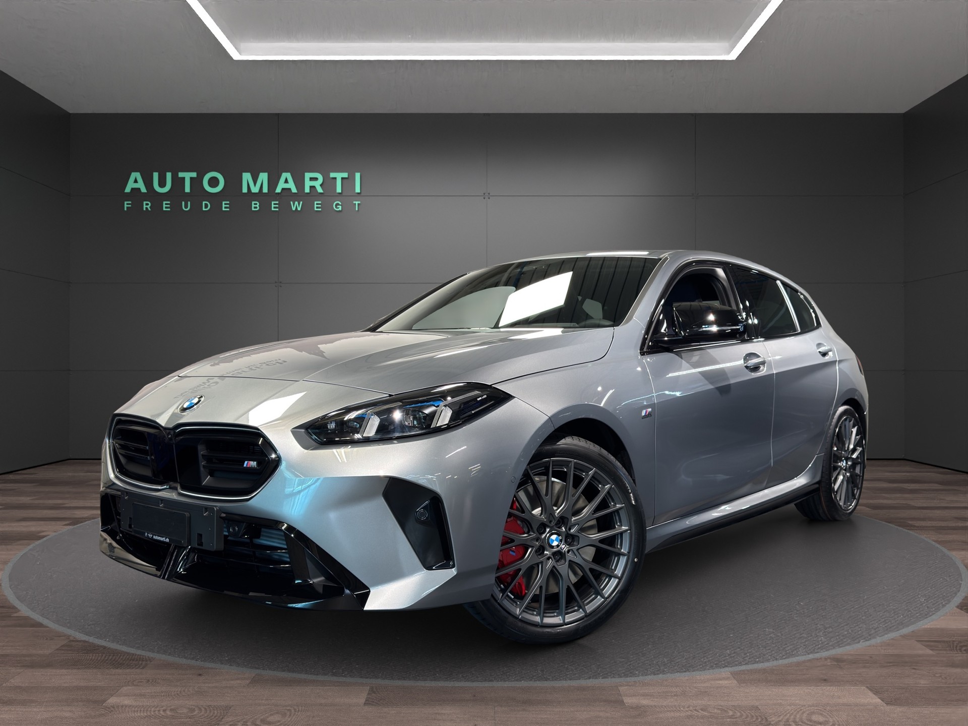 BMW M135i xDrive-image-0