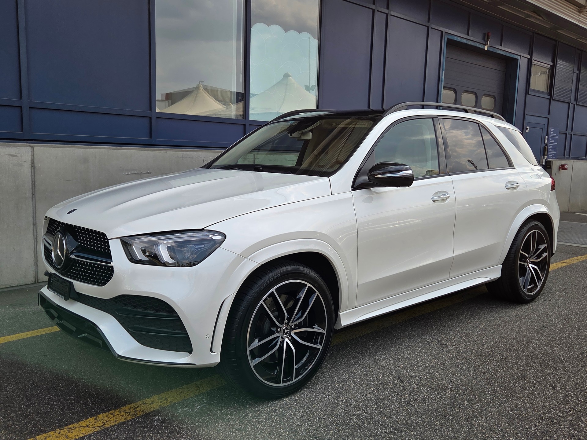 MERCEDES-BENZ GLE 450 4Matic AMG Line 9G-Tronic-image-1