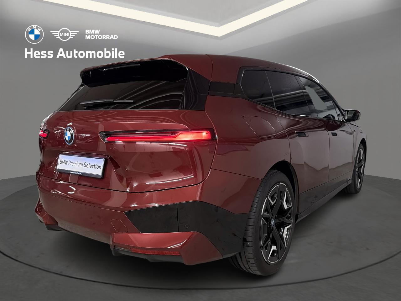 BMW iX xDrive50-image-3
