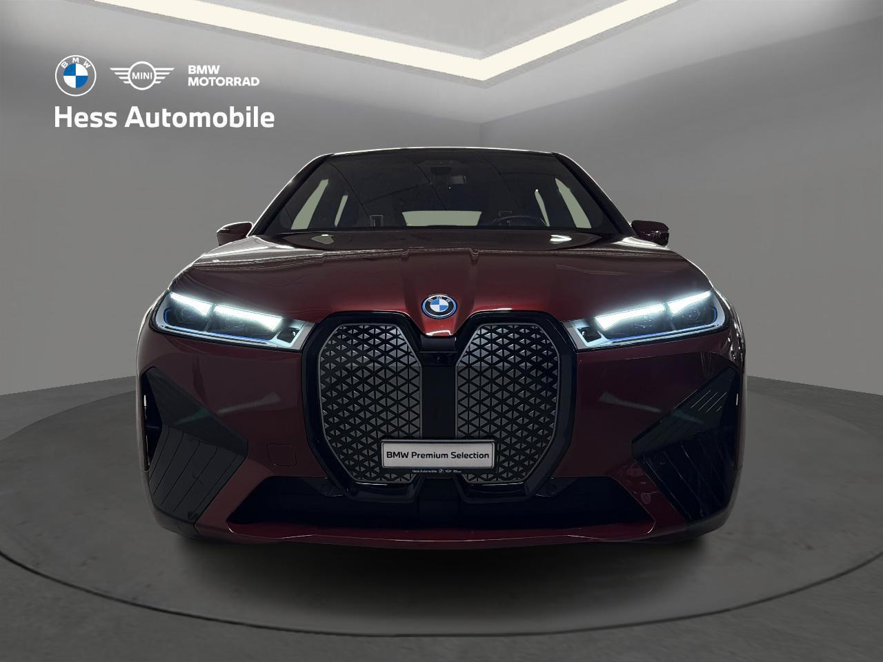 BMW iX xDrive50-image-6
