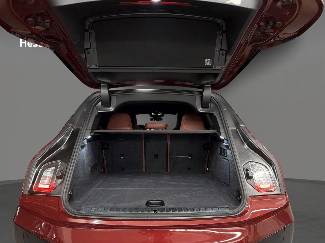 BMW iX xDrive50-image-9