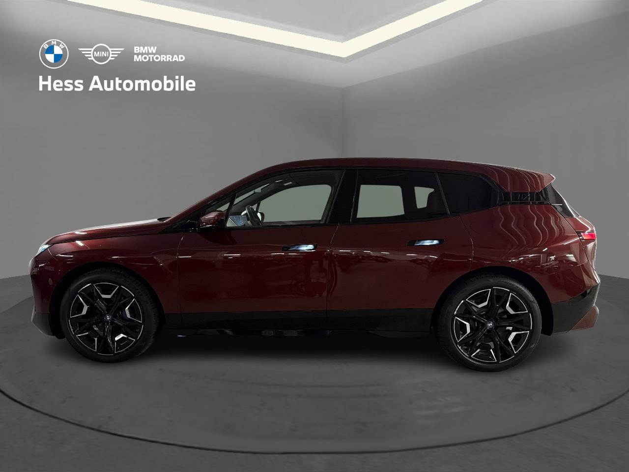 BMW iX xDrive50-image-5