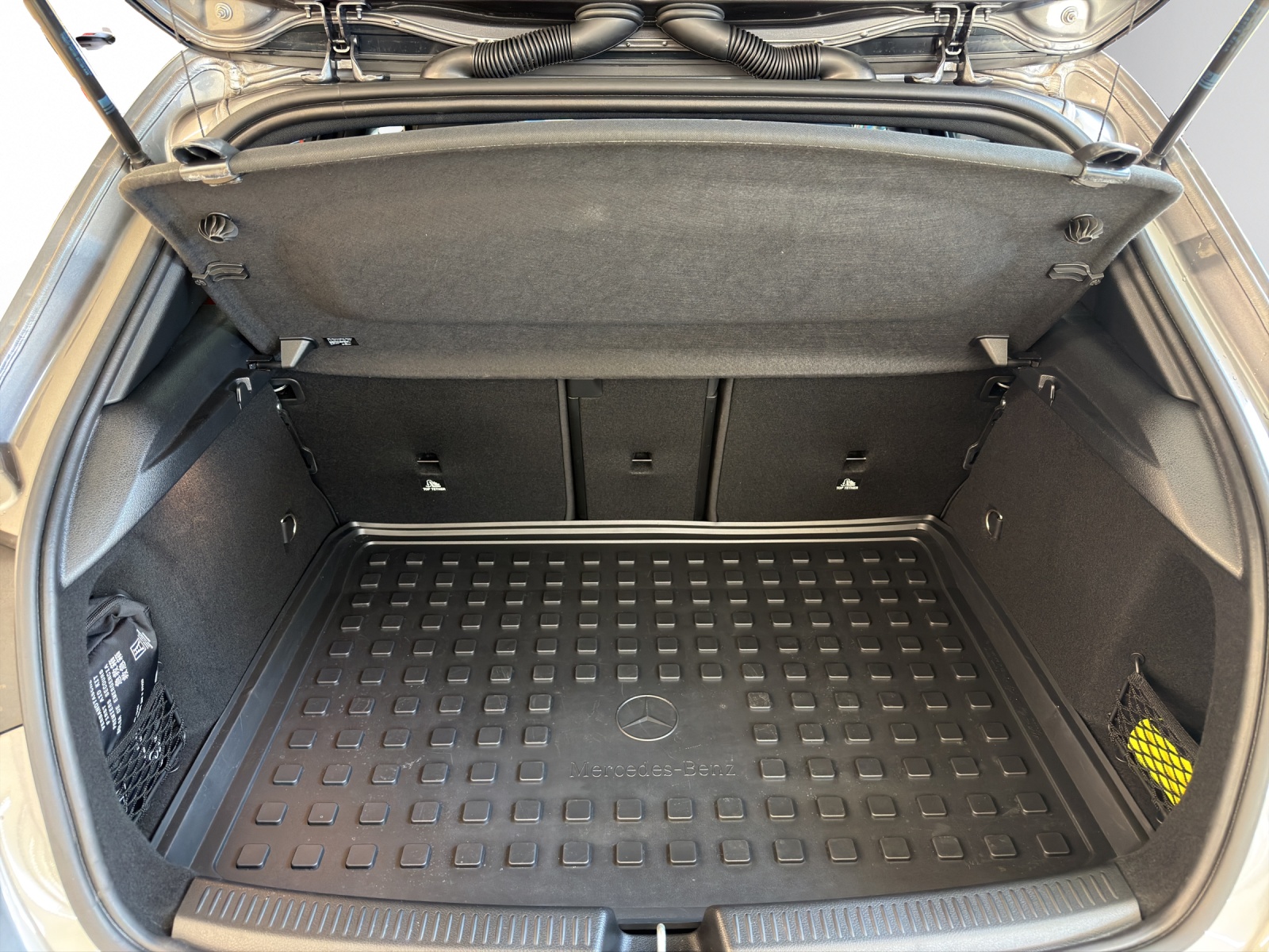 MERCEDES-BENZ A AMG 35 4Matic 8G-DCT-image-5