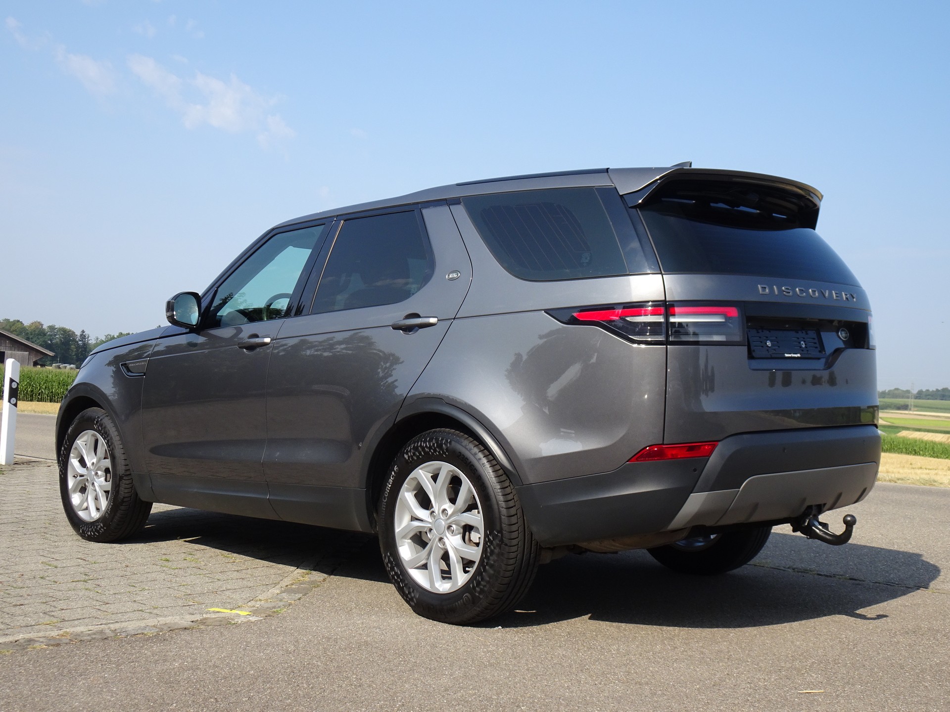 LAND ROVER Discovery 3.0 TD6 HSE Automatic-image-2