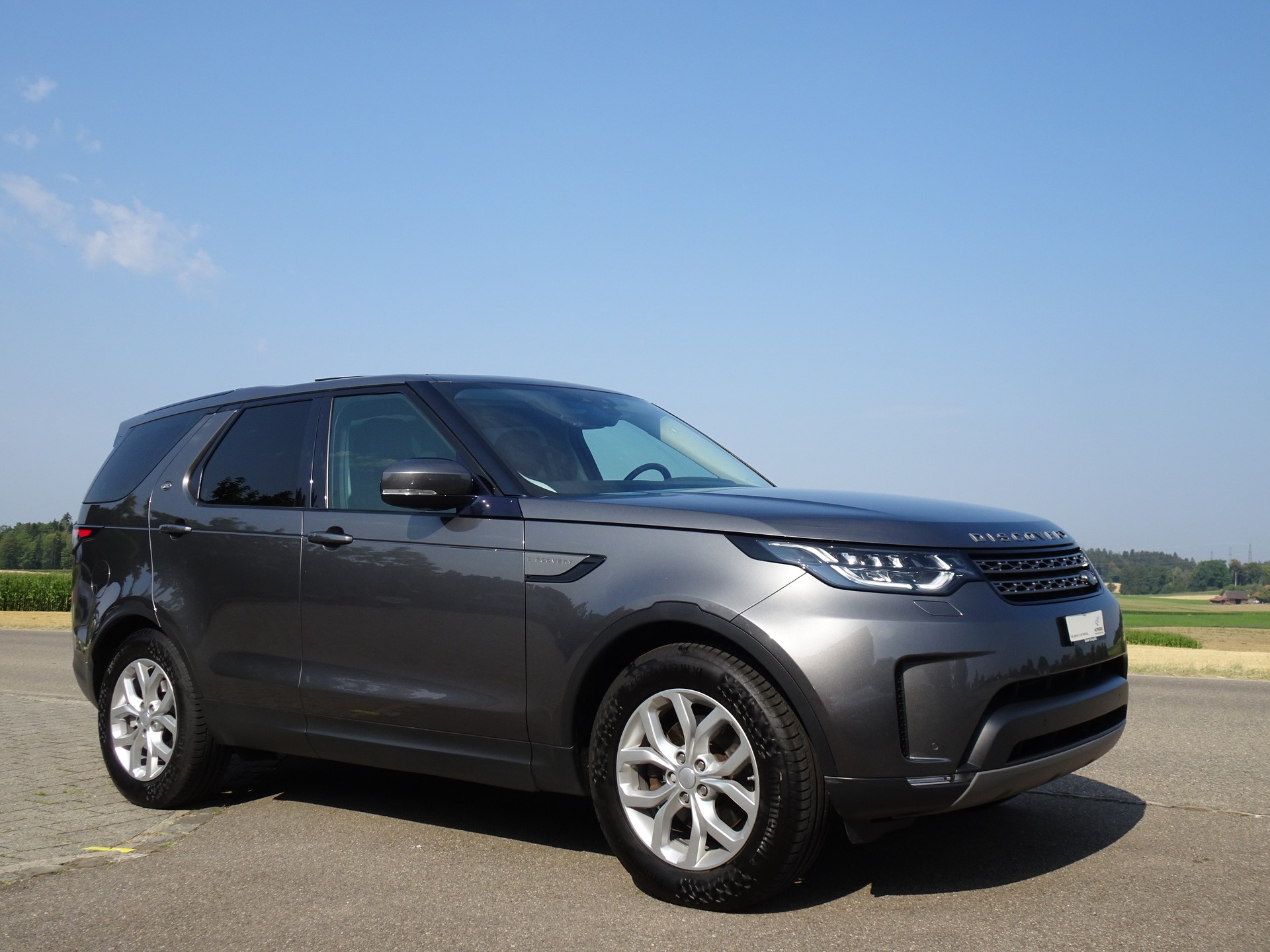 LAND ROVER Discovery 3.0 TD6 HSE Automatic-image-4