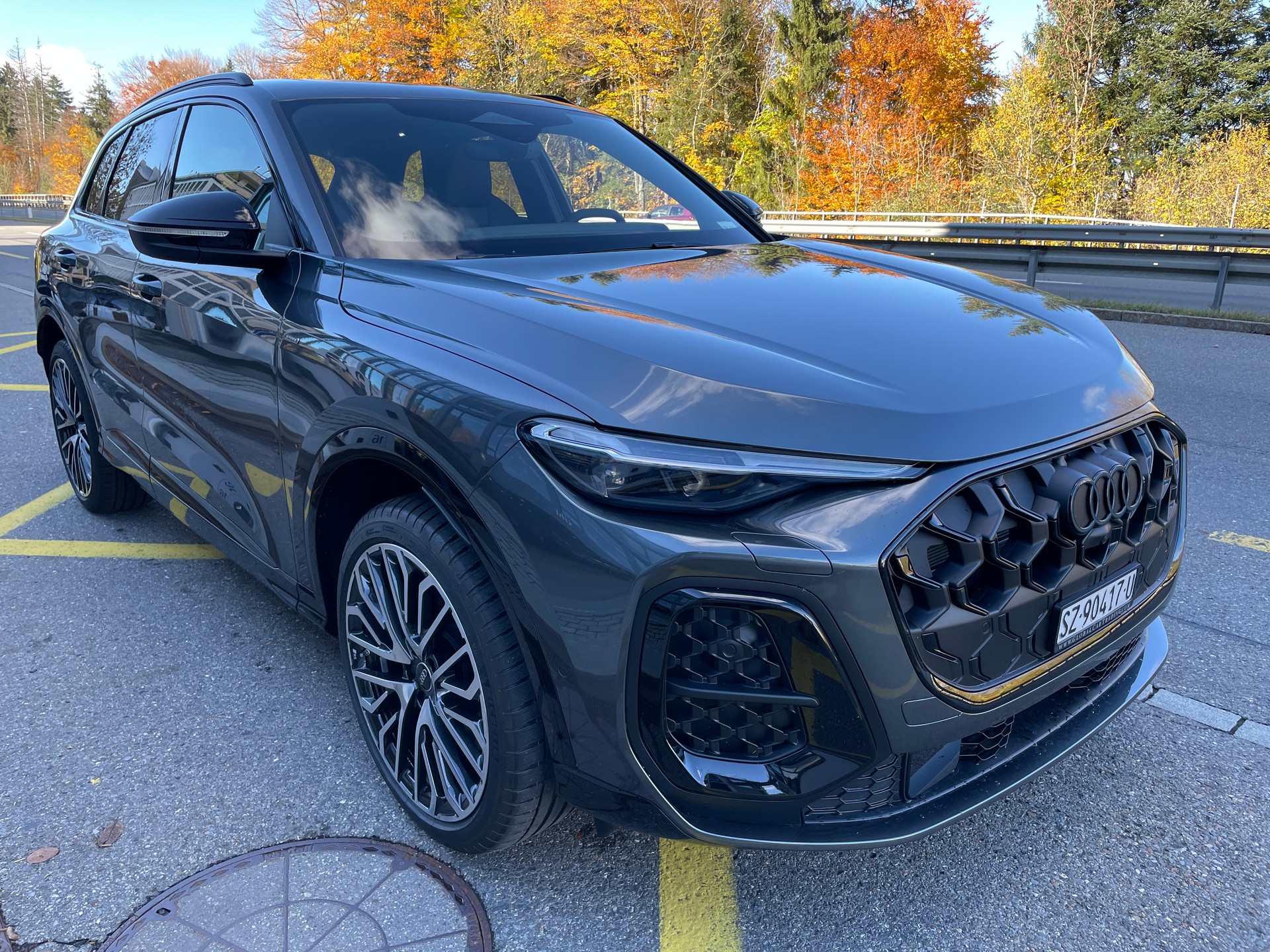 AUDI Q5 Sportback 55 TFSI e PHEV S line quattro S-tronic-image-2