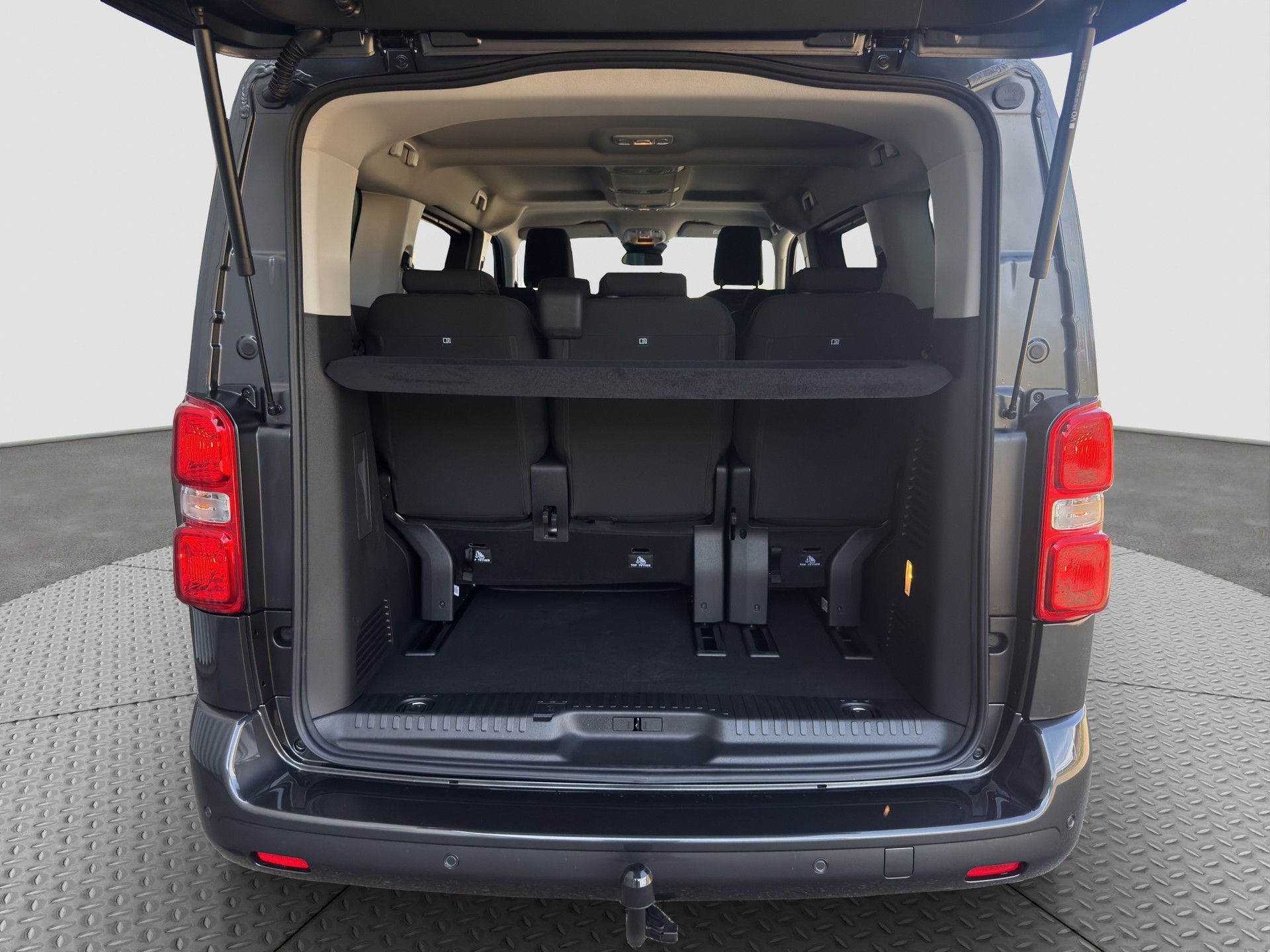 CITROEN Spacetourer 2.0 BlueHDi You EAT8-image-14