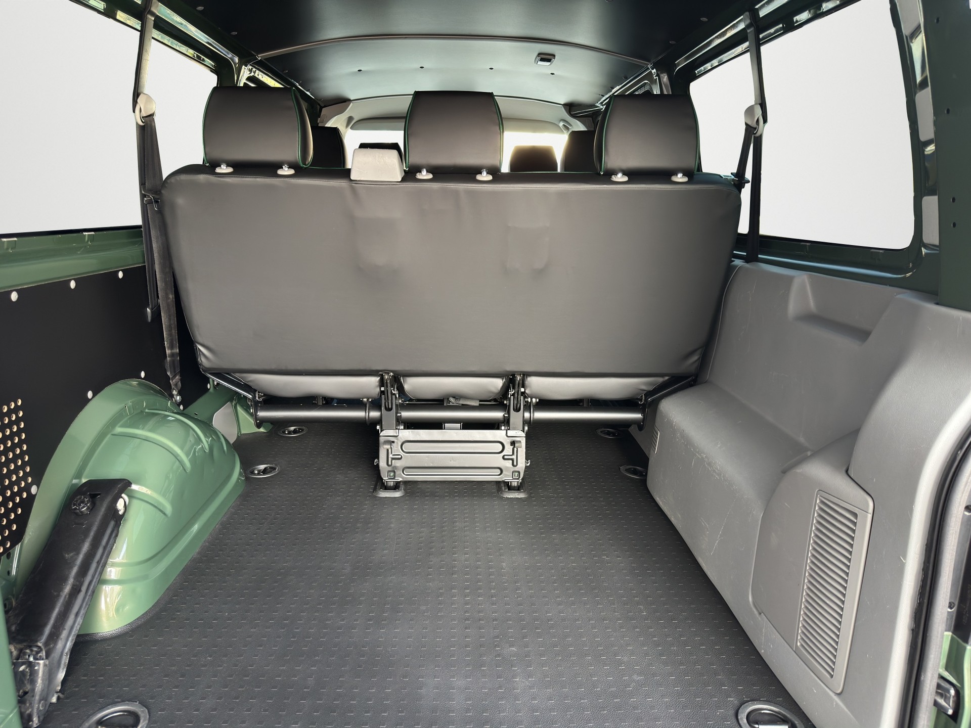 VW T5 2.0 TDI BMT 4Motion-image-16
