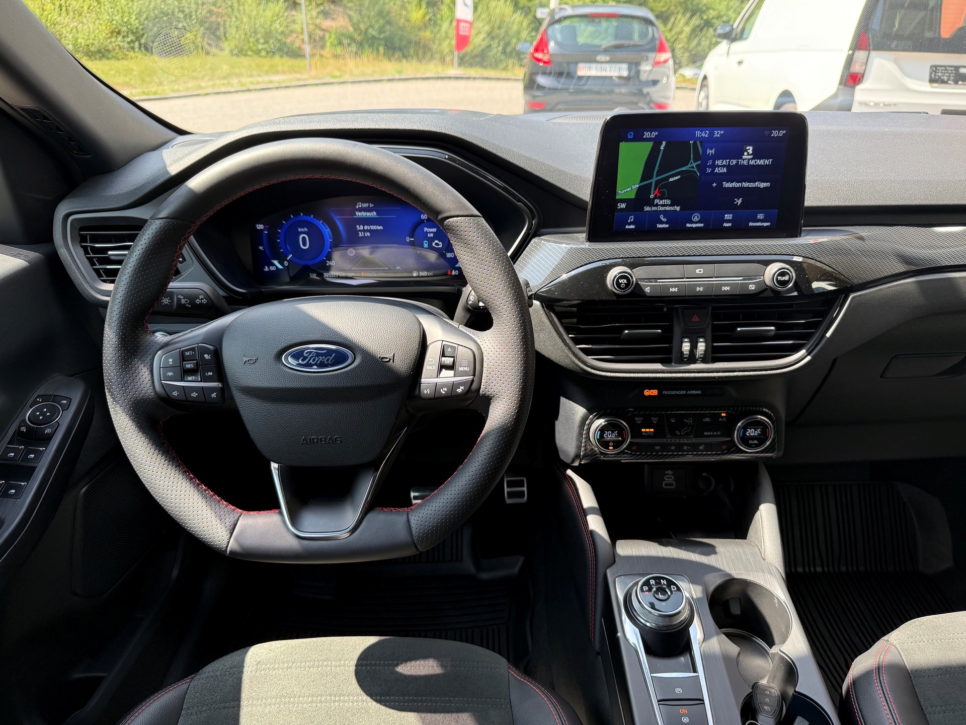 FORD Kuga 2.5 FHEV ST-Line X 4WD-image-7