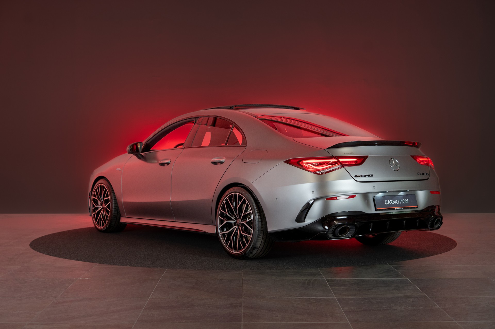 MERCEDES-BENZ CLA 35 AMG 4matic / CH-Fahrzeug / Panorama / 360°Kamera-image-7