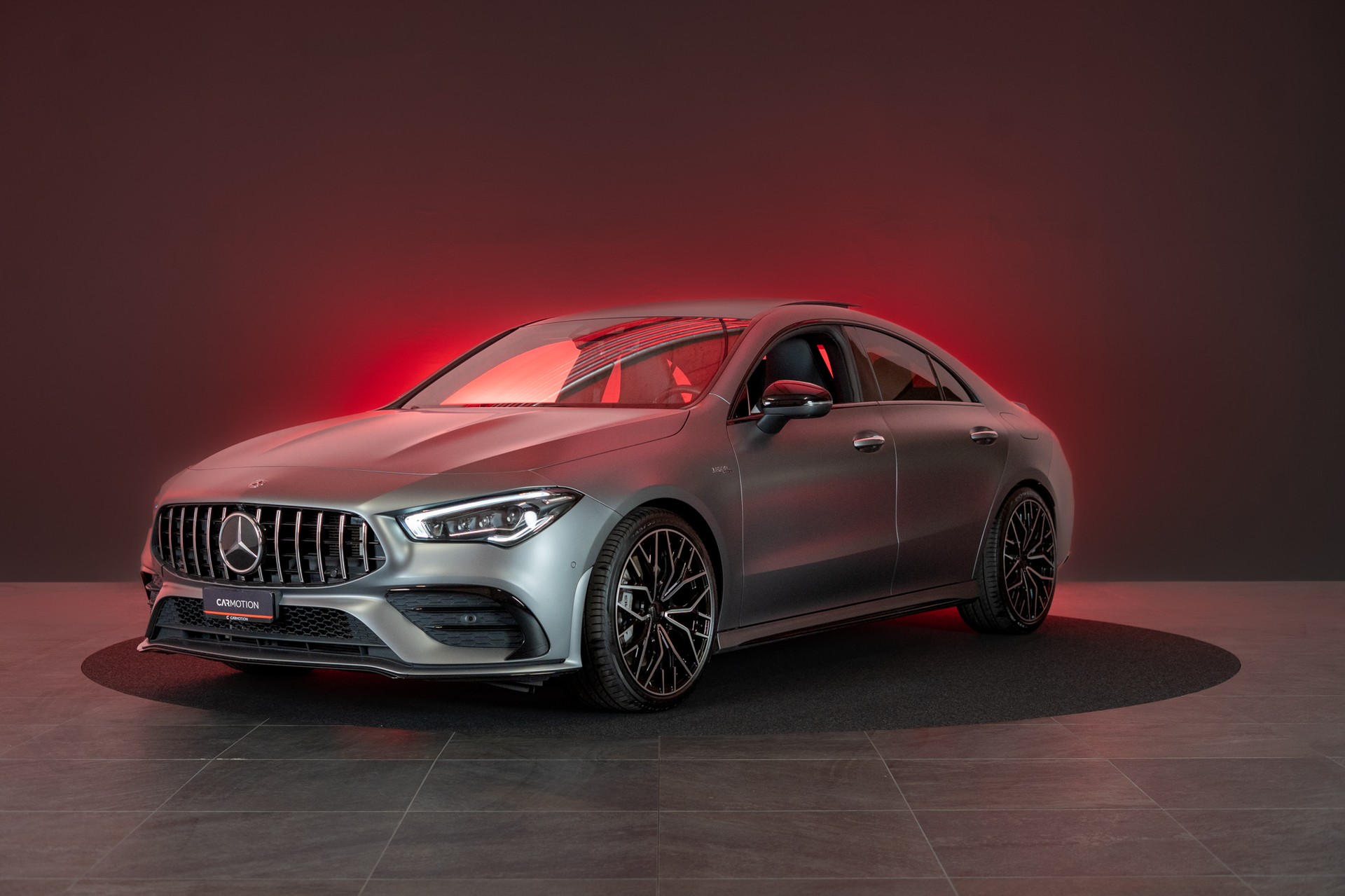 MERCEDES-BENZ CLA 35 AMG 4matic / CH-Fahrzeug / Panorama / 360°Kamera-image-0