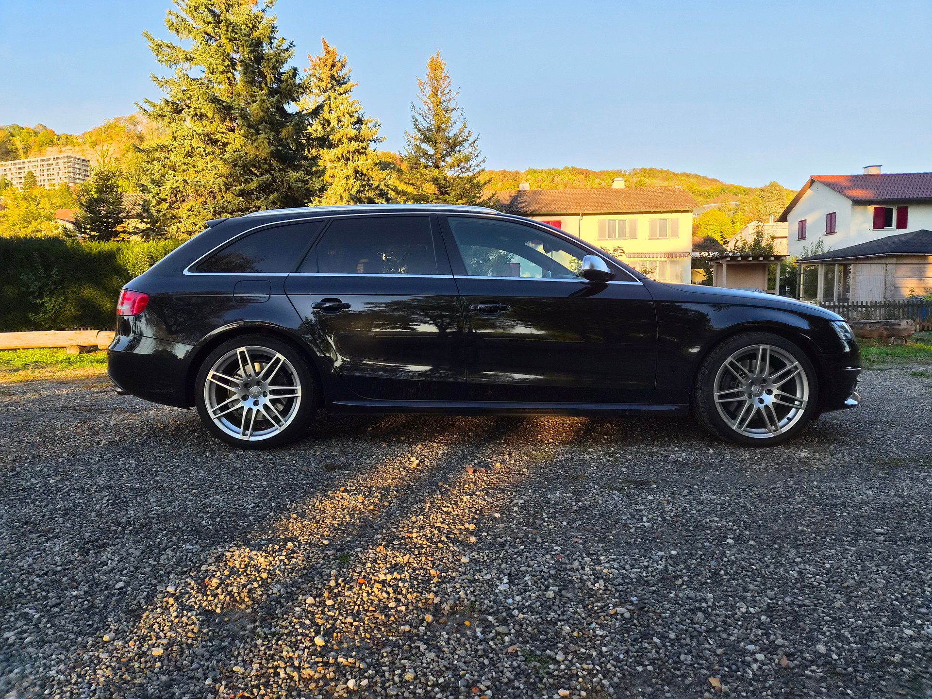 AUDI 3.0 V6 TFSI quattro S-Tronic-image-3