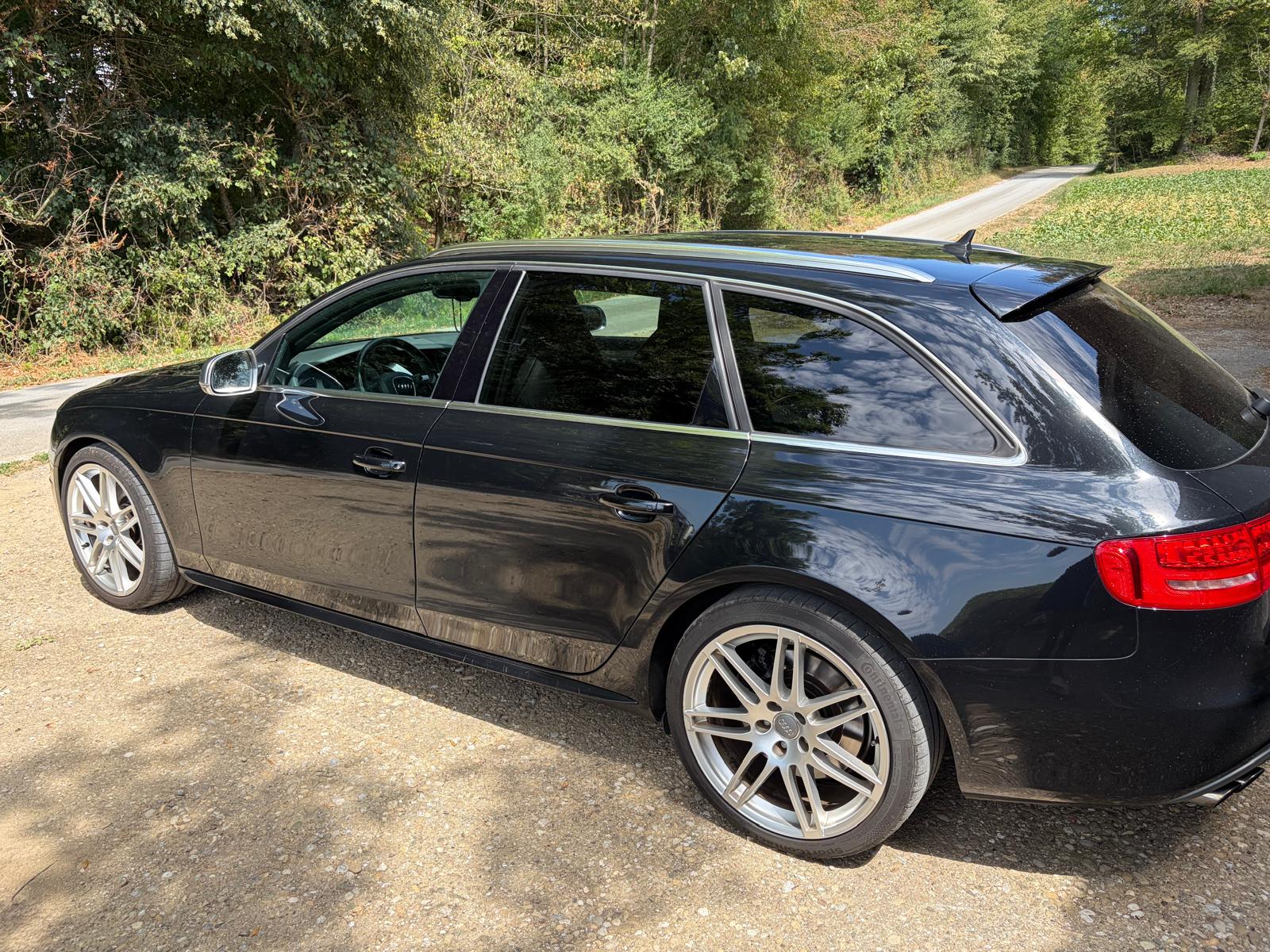 AUDI 3.0 V6 TFSI quattro S-Tronic-image-1