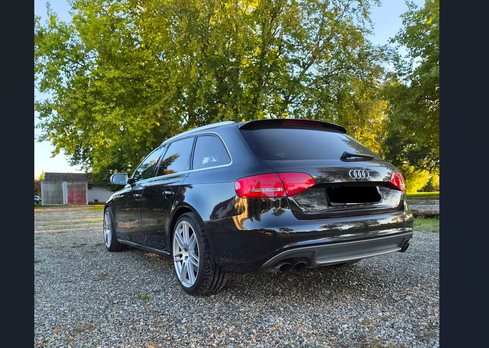 AUDI 3.0 V6 TFSI quattro S-Tronic-image-1
