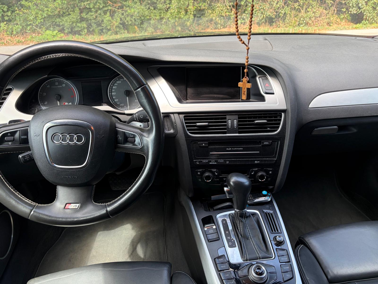 AUDI 3.0 V6 TFSI quattro S-Tronic-image-5