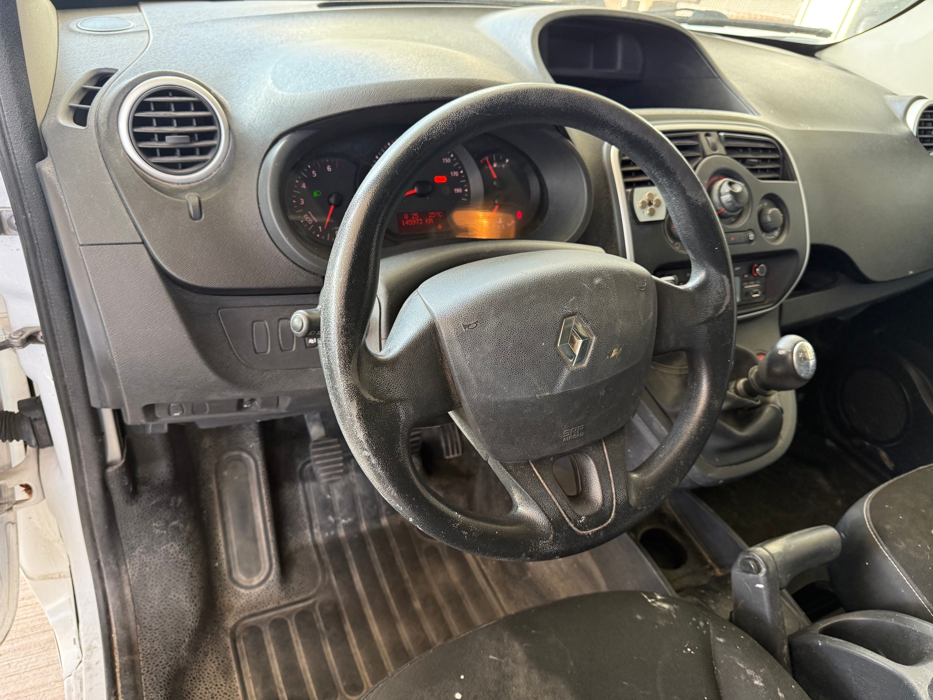 RENAULT Kangoo Medium dCi 110 Business-image-9