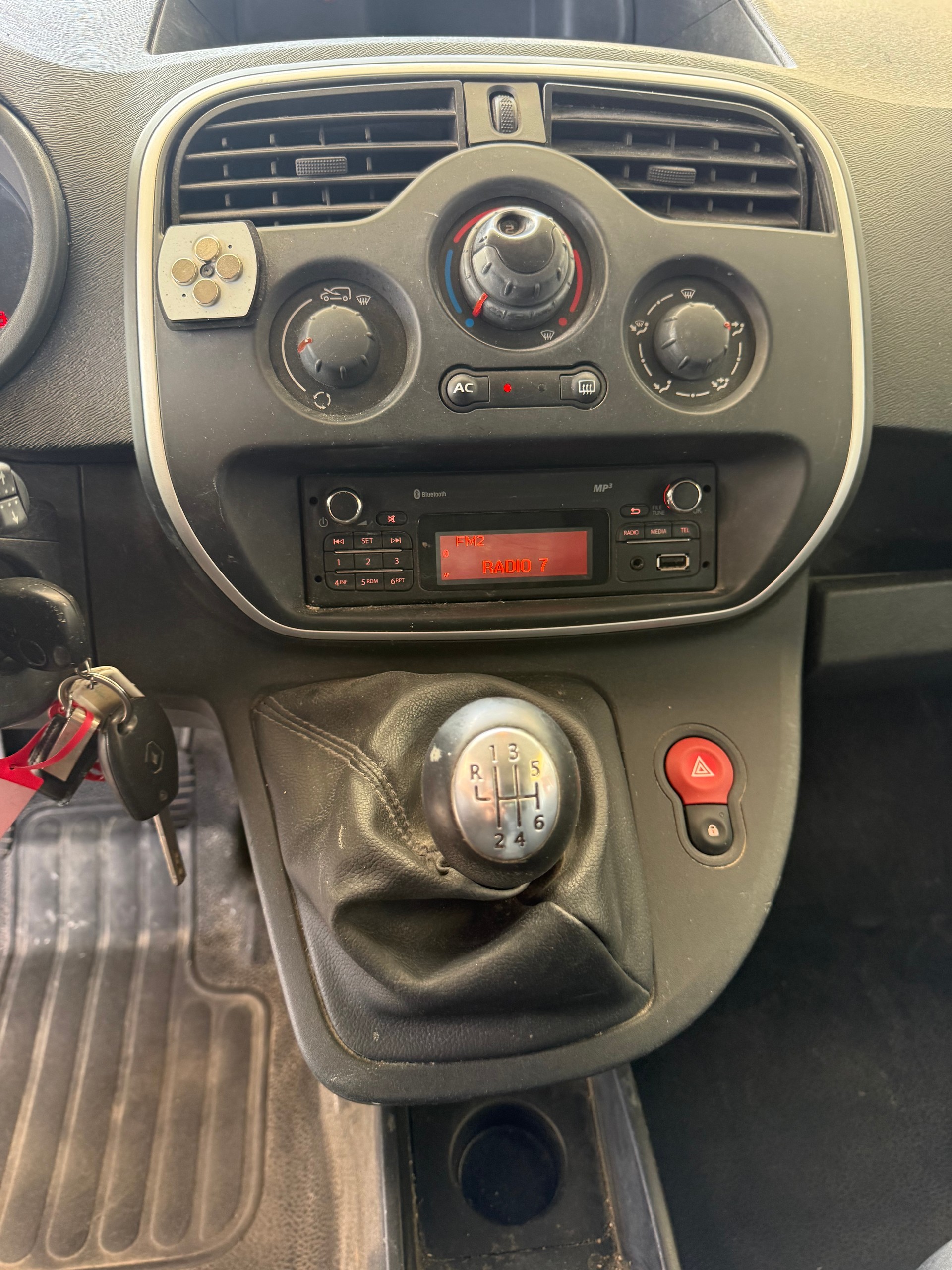 RENAULT Kangoo Medium dCi 110 Business-image-10