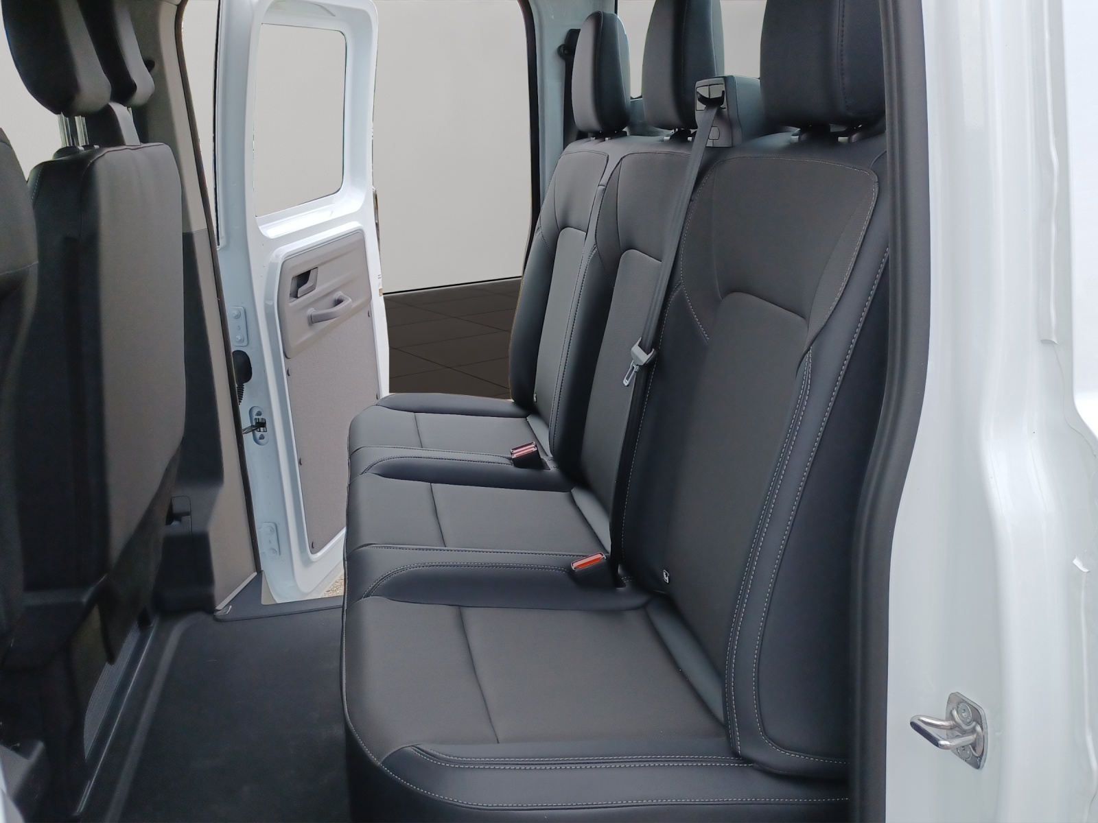 VW New Transporter Doka Pritsche 2.0 TDI-image-13