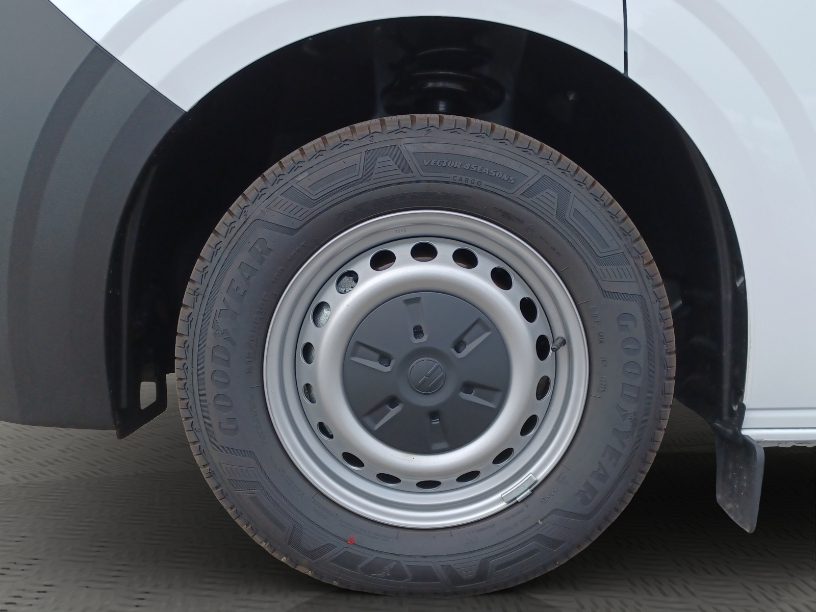 VW New Transporter Doka Pritsche 2.0 TDI-image-6
