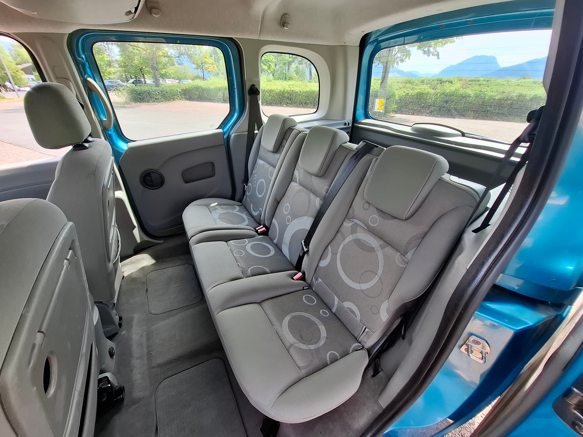 RENAULT Kangoo 1.6 16V Privilège-image-12