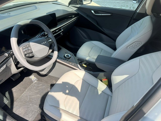 KIA Niro 1.6 GDi Hybrid Style-image-5