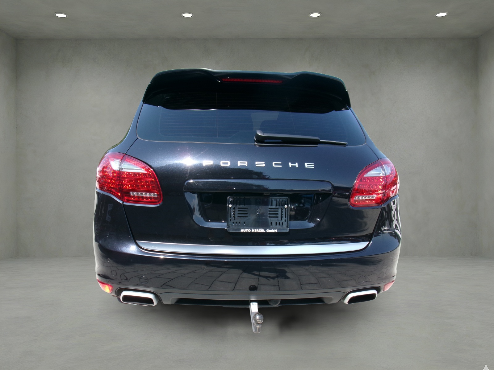 PORSCHE Cayenne S-image-11