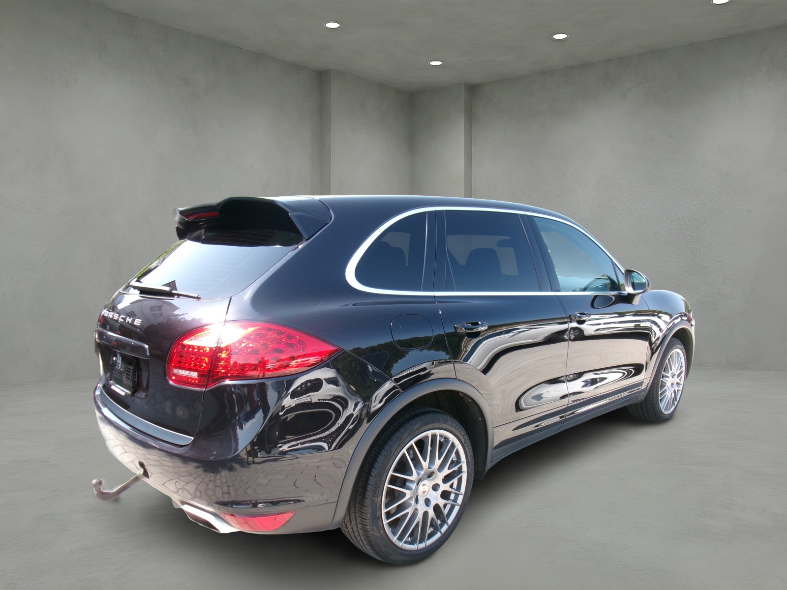 PORSCHE Cayenne S-image-9
