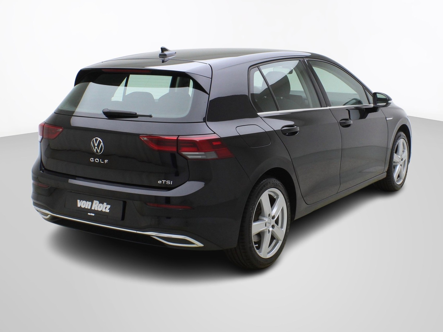 VW Golf 8 1.5 eTSI DSG Style-image-4