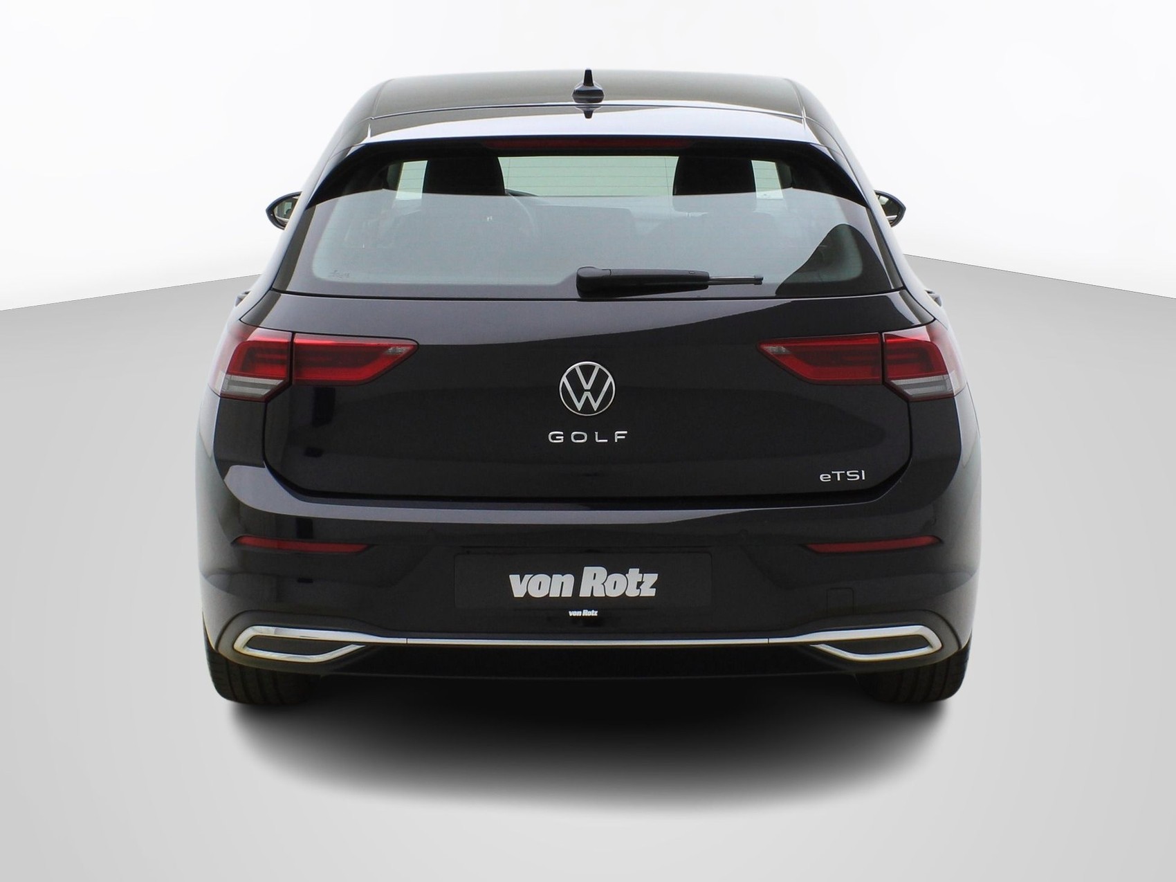 VW Golf 8 1.5 eTSI DSG Style-image-3