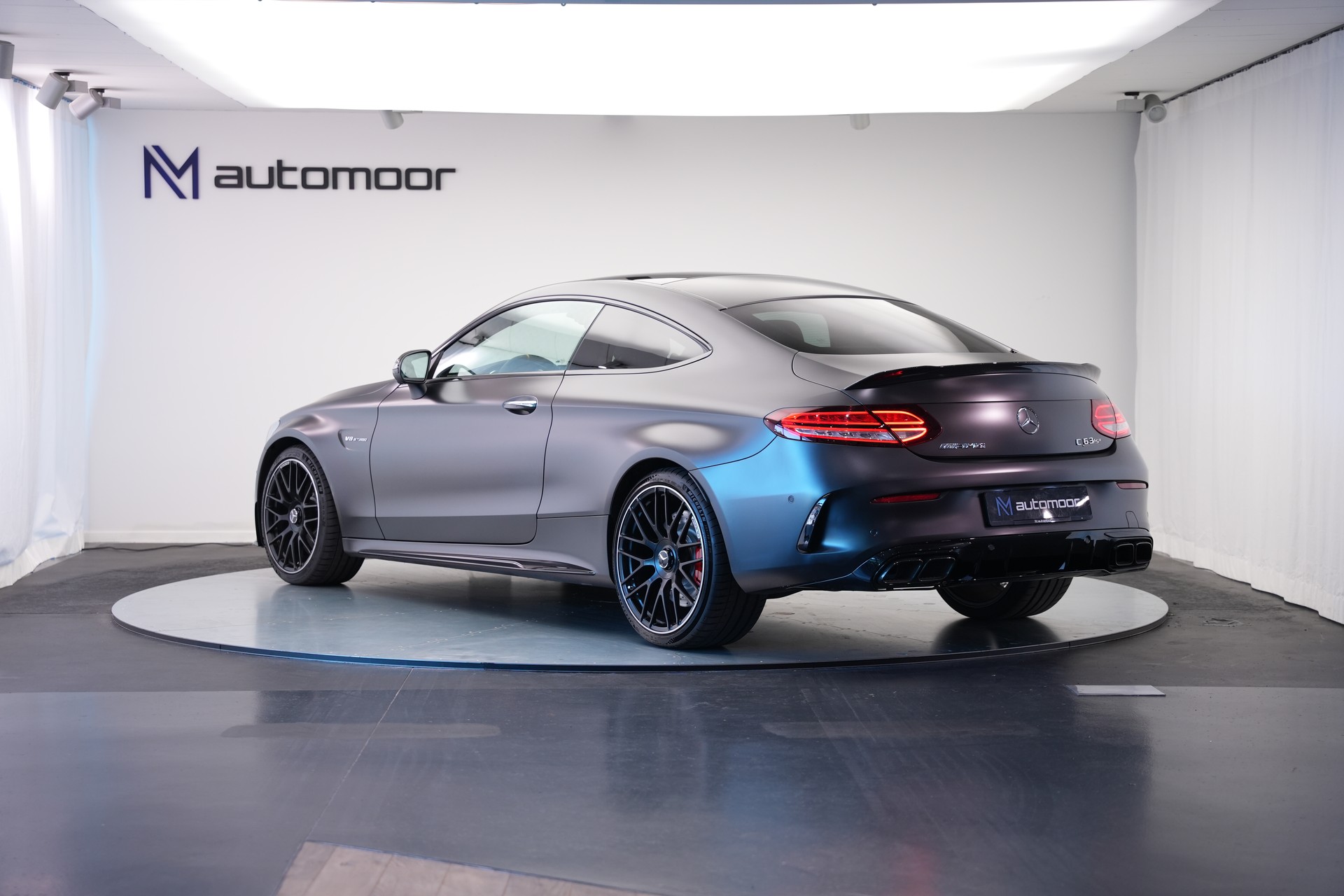 MERCEDES-BENZ C 63 S AMG Premium 9G-tronic *CH-Fahrzeug* *Designo Mattlackierung* *Carbon* *Burmester*-image-6