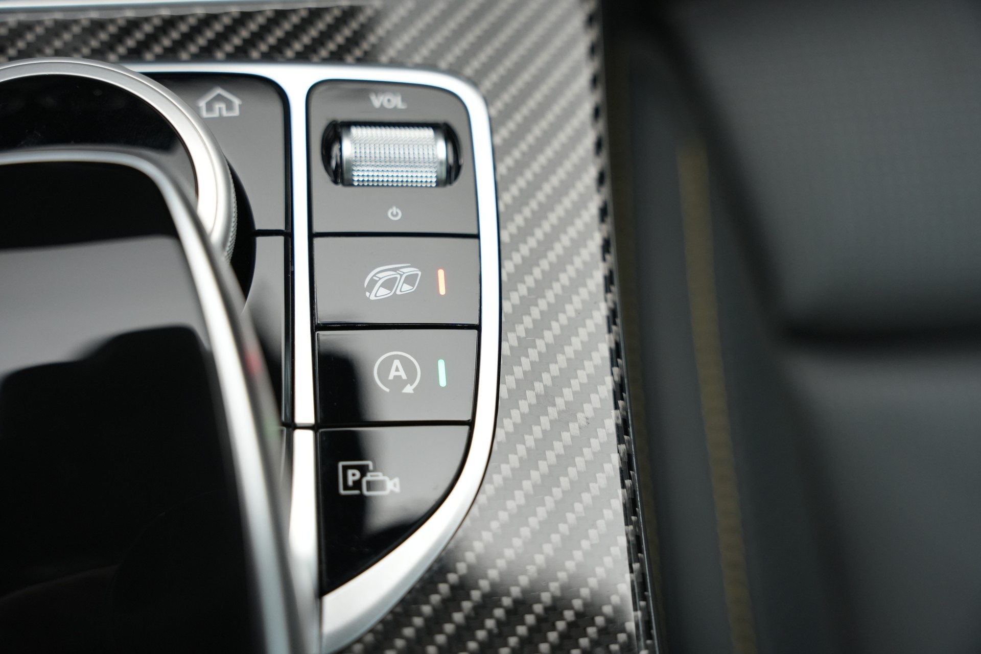 MERCEDES-BENZ C 63 S AMG Premium 9G-tronic *CH-Fahrzeug* *Designo Mattlackierung* *Carbon* *Burmester*-image-29