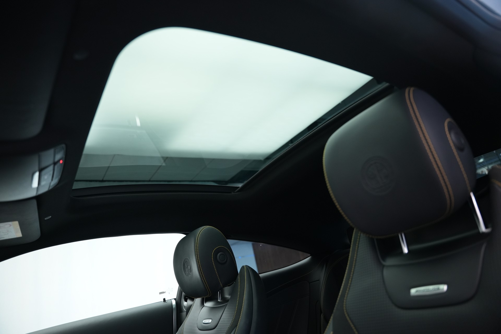MERCEDES-BENZ C 63 S AMG Premium 9G-tronic *CH-Fahrzeug* *Designo Mattlackierung* *Carbon* *Burmester*-image-41