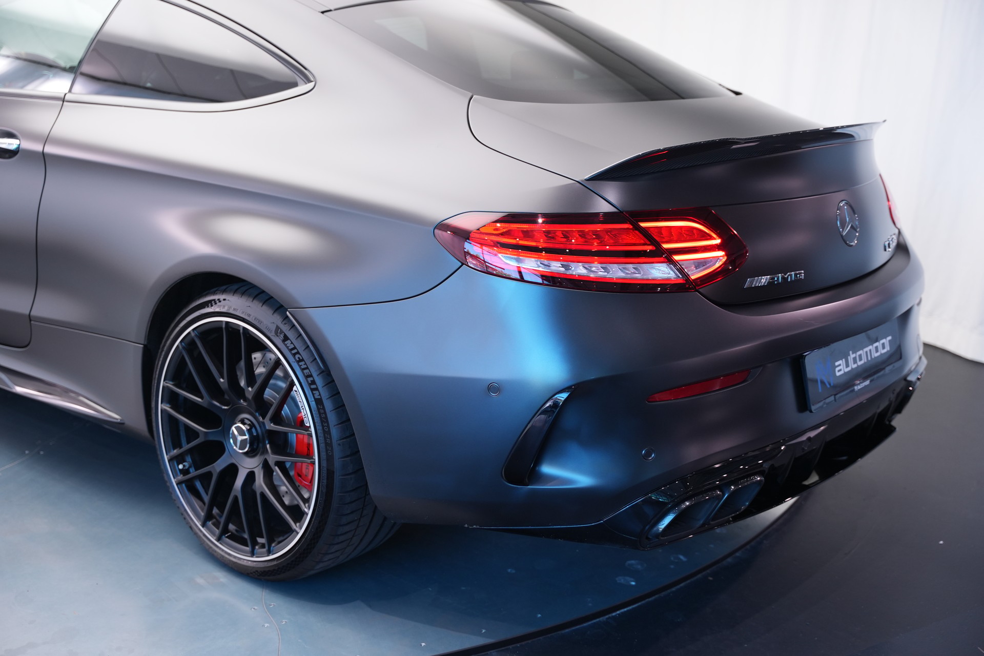 MERCEDES-BENZ C 63 S AMG Premium 9G-tronic *CH-Fahrzeug* *Designo Mattlackierung* *Carbon* *Burmester*-image-45