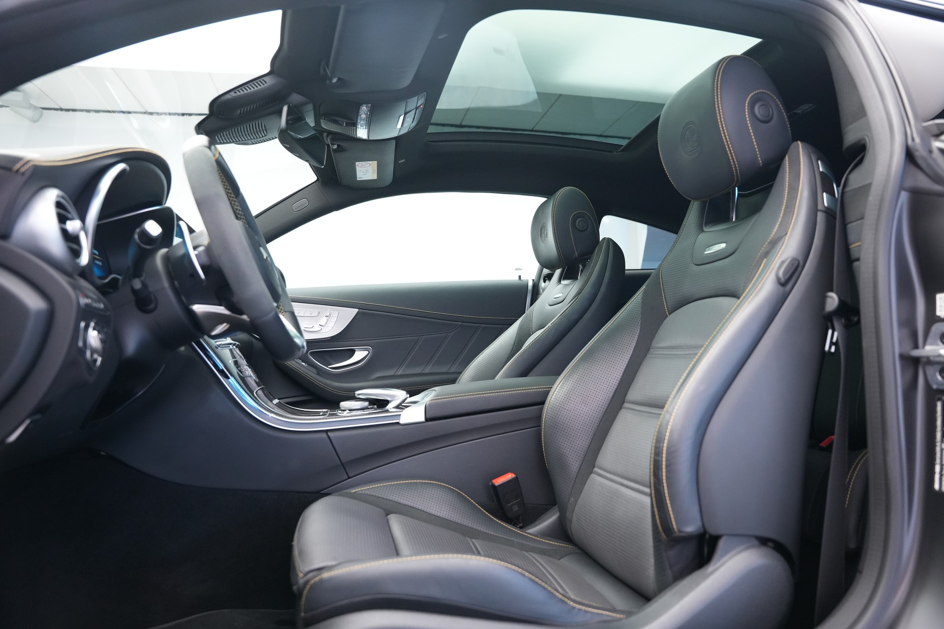 MERCEDES-BENZ C 63 S AMG Premium 9G-tronic *CH-Fahrzeug* *Designo Mattlackierung* *Carbon* *Burmester*-image-11