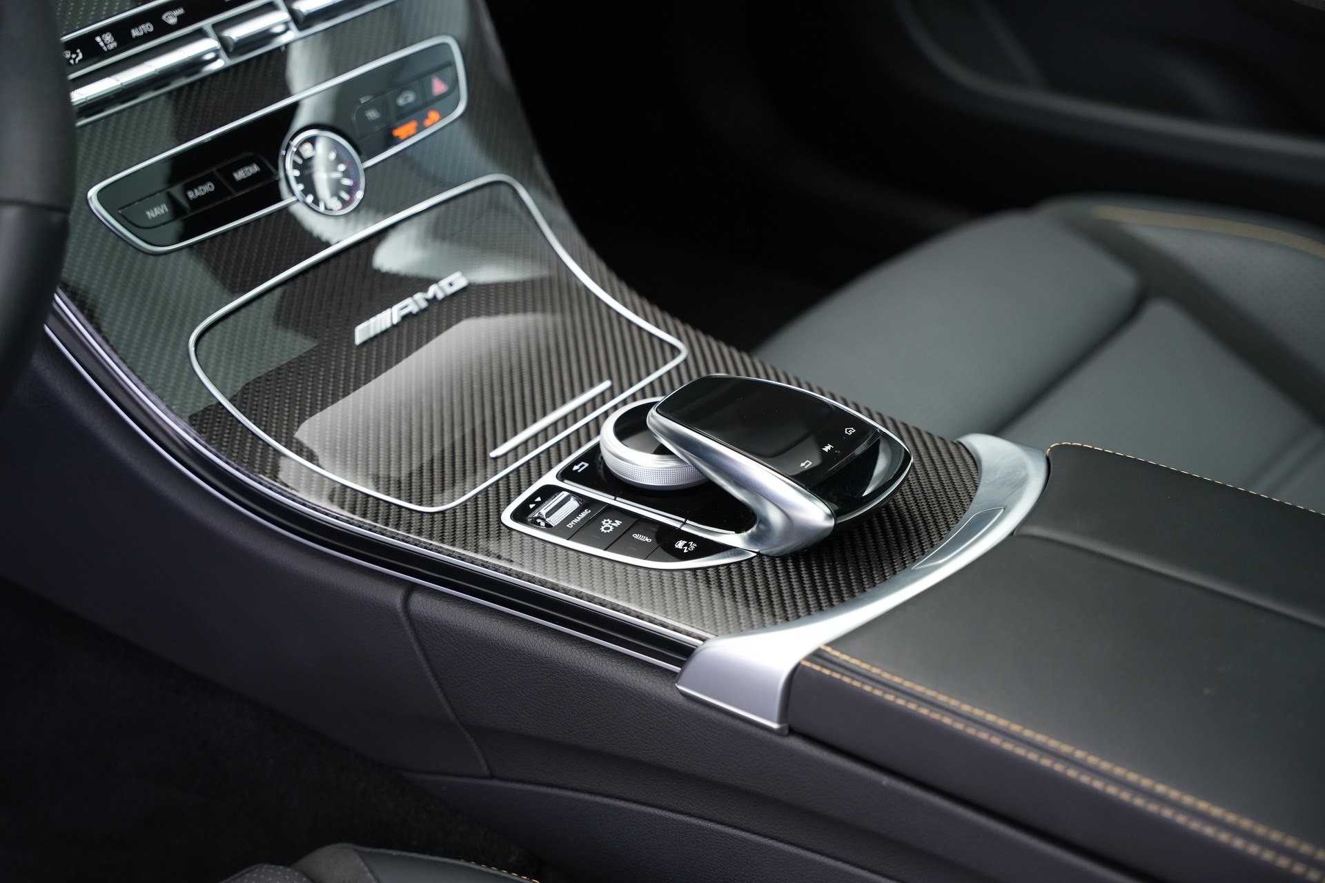 MERCEDES-BENZ C 63 S AMG Premium 9G-tronic *CH-Fahrzeug* *Designo Mattlackierung* *Carbon* *Burmester*-image-23